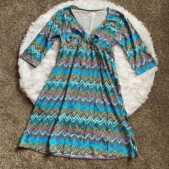 Spunk Wear Dress Zig Zag Pattern Elastic Waist Stretch VNeck Womens Size Small - Picture 1 of 8